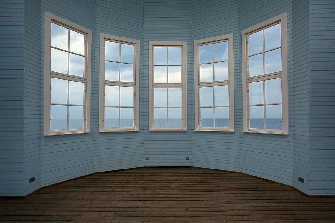 „Window to the sea“, Bansin seaside resort, Usedom island, Baltic Sea, Mecklenburg-West Pomerania, Germany
