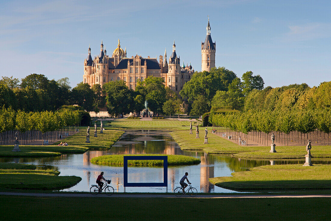 Schweriner Schloss mit Schlossgarten, Schwerin, Mecklenburg-Vorpommern, Deutschland