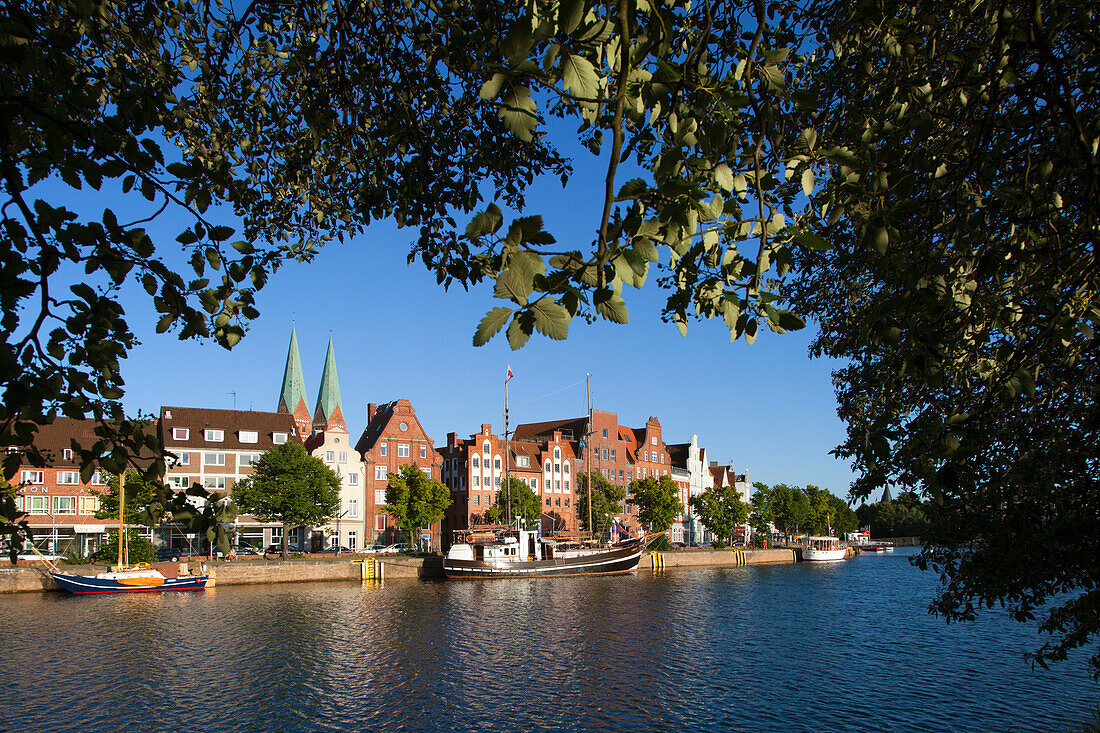 Giebelhäuser am Holstenhafen, Hansestadt Lübeck, Ostsee, Schleswig-Holstein, Deutschland