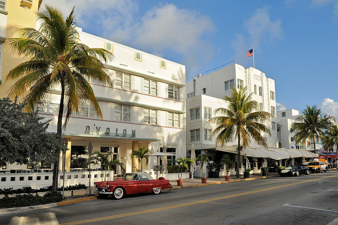 US, Florida, Miami Beach, Ocean drive, Art Deco facades