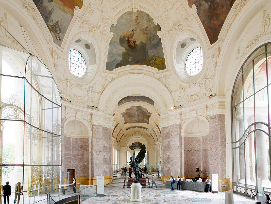 France, Paris, 8th arrondissement, Petit Palais, fresco in hall, statues