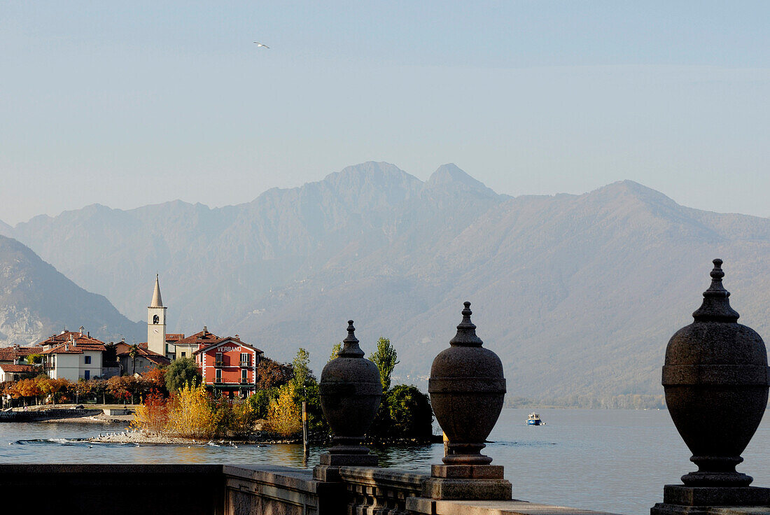 Italy, Lombardia, Borromées islands