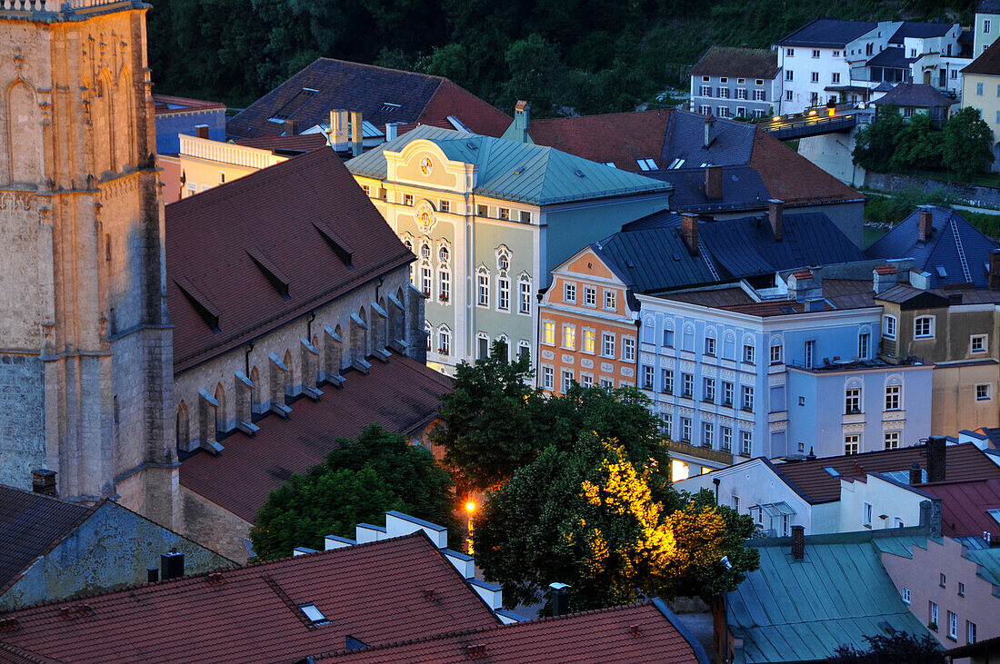 View of houses and church in the evening, Burghausen, Bavaria, Germany, Europe