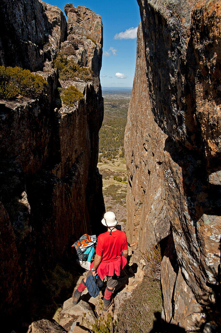 Abstieg von Solomons Throne, Walls of Jerusalem National Park, UNESCO Weltnaturerbe, Tasmanien, Australien