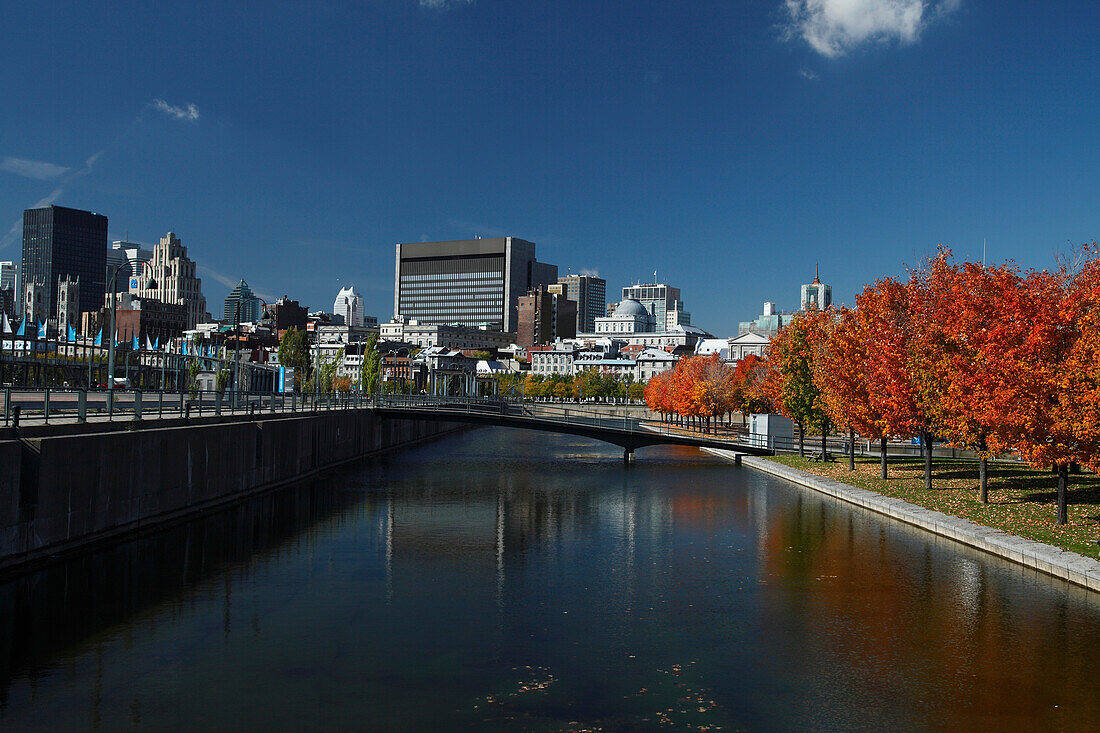 Park and Basin Bonsecours, Old Montreal, Quebec, Canada