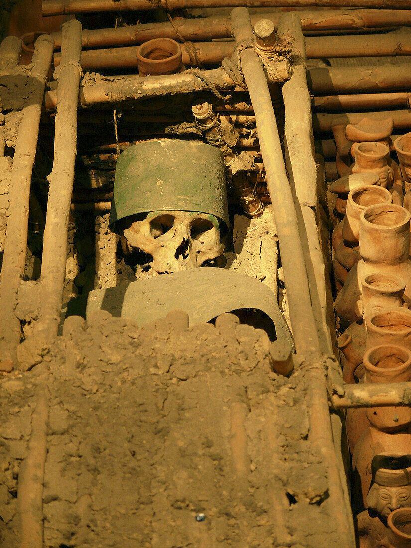 'Sipan tomb detail Museo de la Nacion de Lima Peru;'