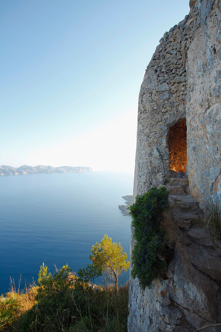 Wanderweg zum Aussichtsberg Penya Rotja auf das Cap de Pinar, Kap bei Alcudia, Mallorca, Balearen, Spanien, Europa