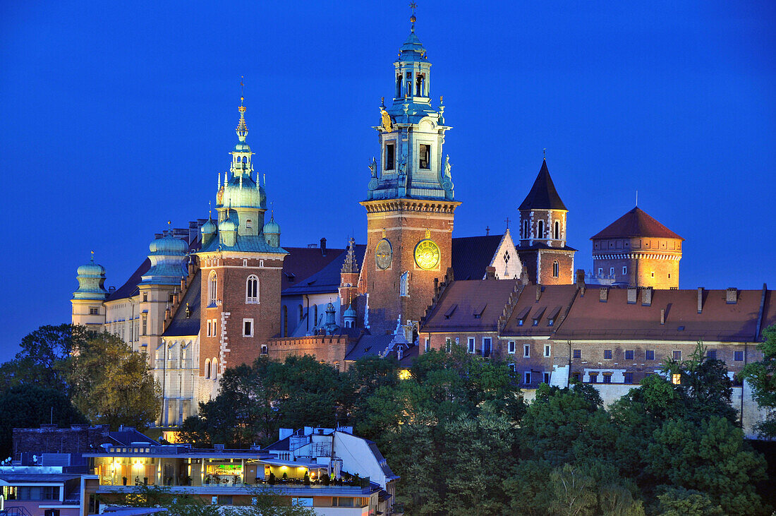 Das Königsschloss Wawel am Abend, Krakau, Polen, Europa