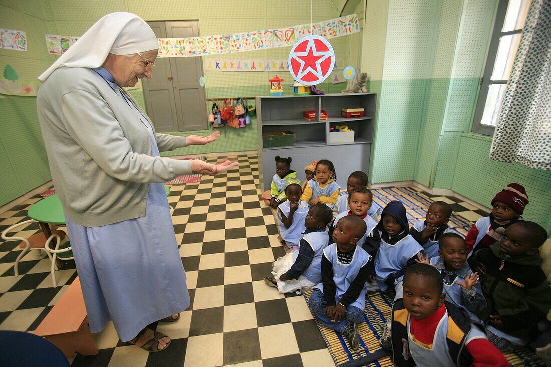 Sénégal, Saint Louis, Catholic kindergarten