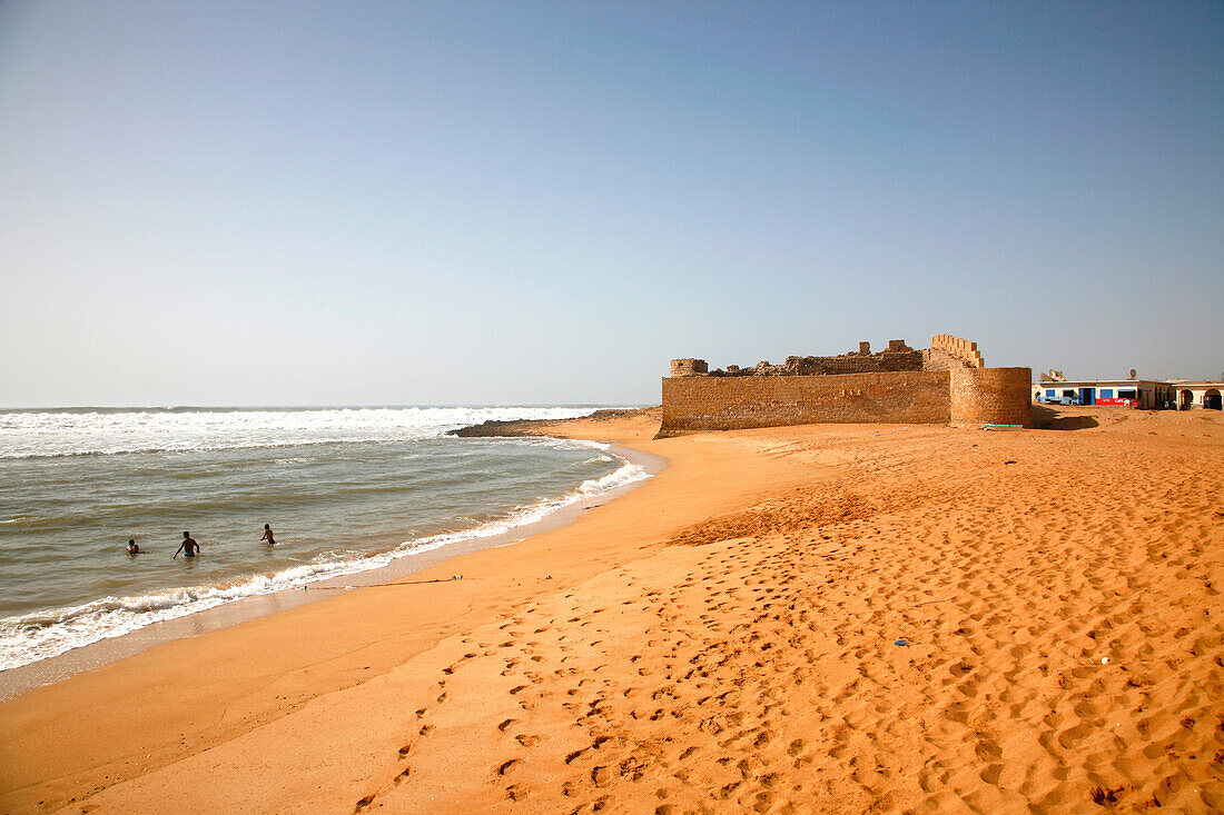 Africa, Maghreb, North africa,Morocco, Souira Kedima (in the south of Safi), the beach and the small fort