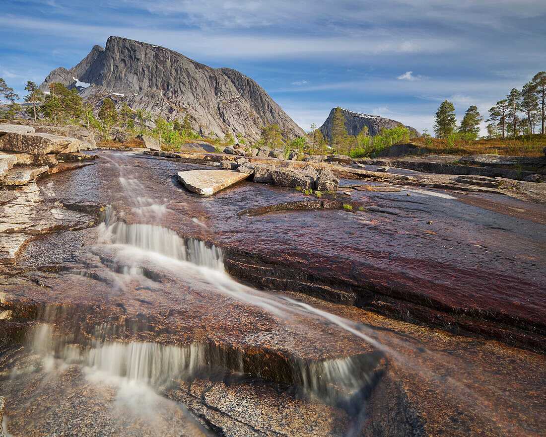 Waterfall at Huglhornet, Efjorden, Saetran, Ballangen, Ofoten, Nordland, Norway