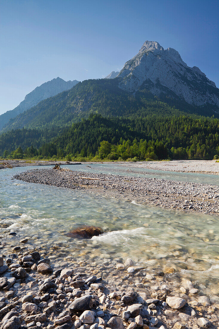 River Riss flowing through the riss valley, Kleiner Falke mountain in the background, Karwendel, Tyrol, Austria