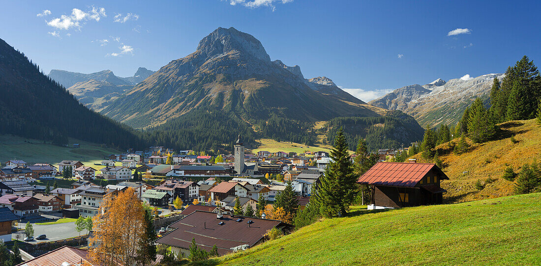 Blick auf die Gemeinde Omeshorn im Lechtal, Lech, Vorarlberg, Österreich, Europa