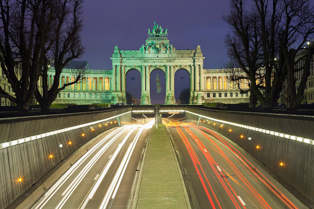 Triumphal arch and Jubilee Park at night, Brussels, Belgium, Europe