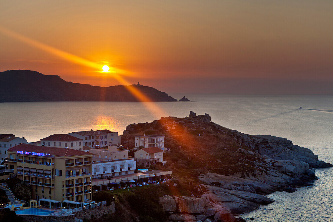 Sonnenuntergang, Golfe de la Revelata, Calvi, Korsika, Frankreich