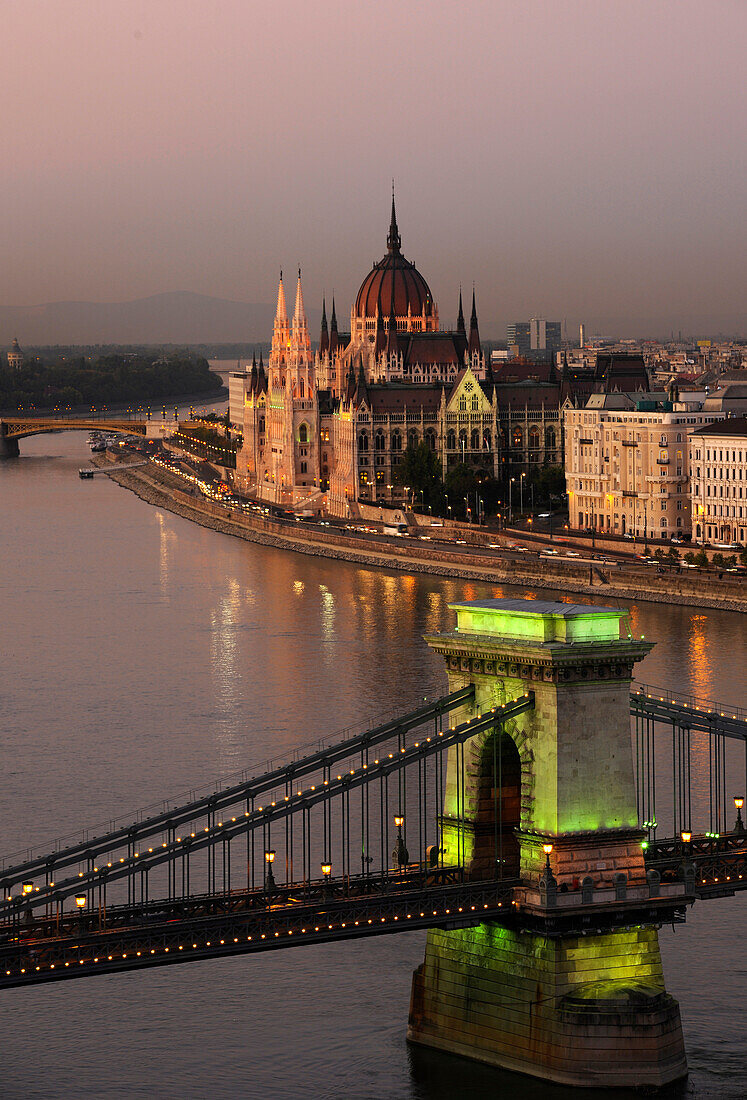 View of Danube river, Chain Bridge and House of Parliament in the evening, Budapest, Hungary, Europe