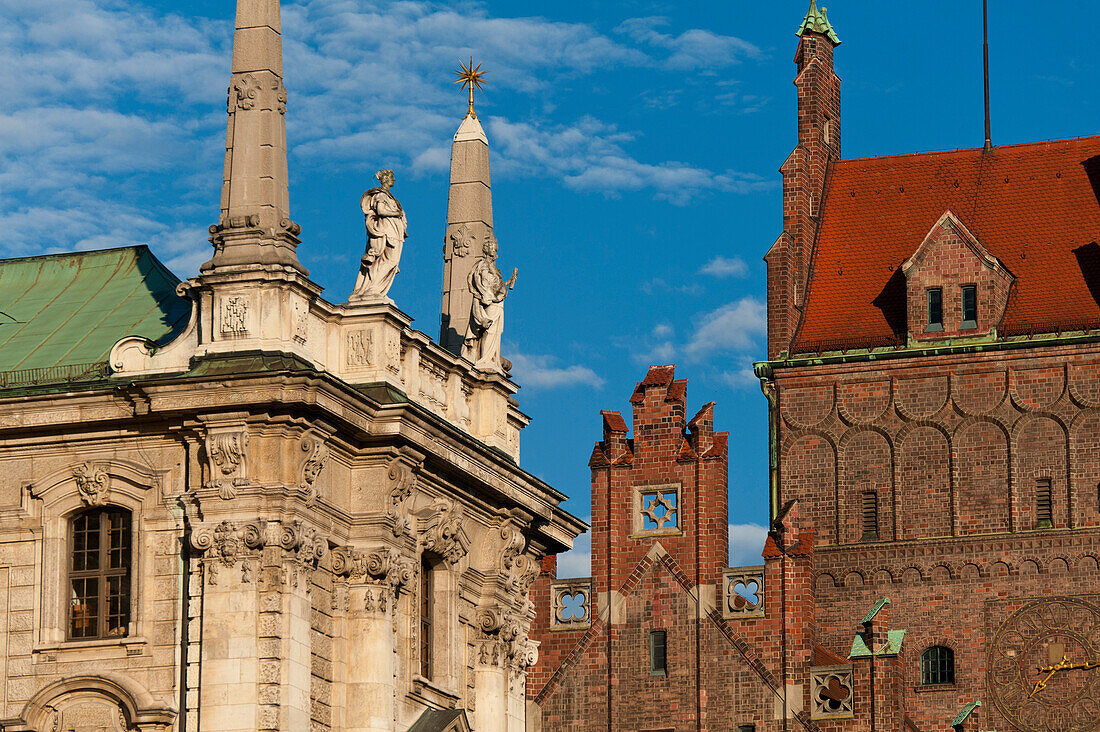 Justizpalast (law courts) on left and other buildings in Munich, Germany