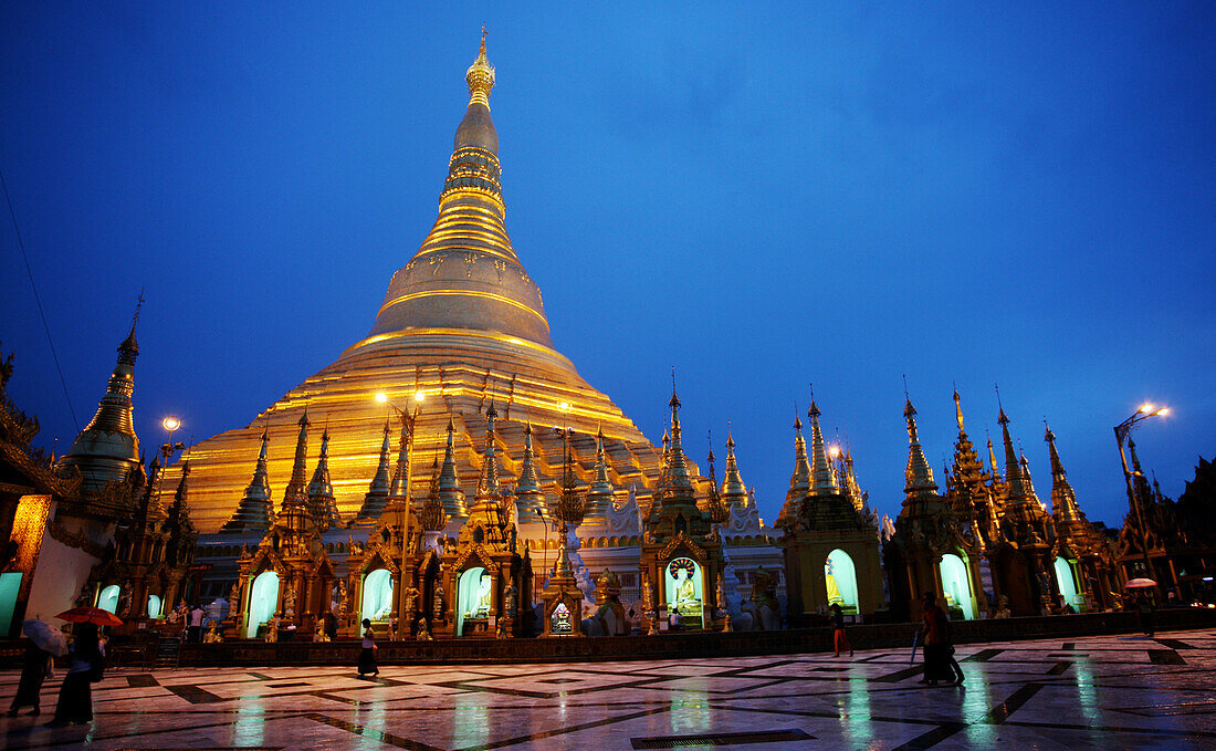 Shwegadon Pagoda Rangoon, Burma, Myanmar