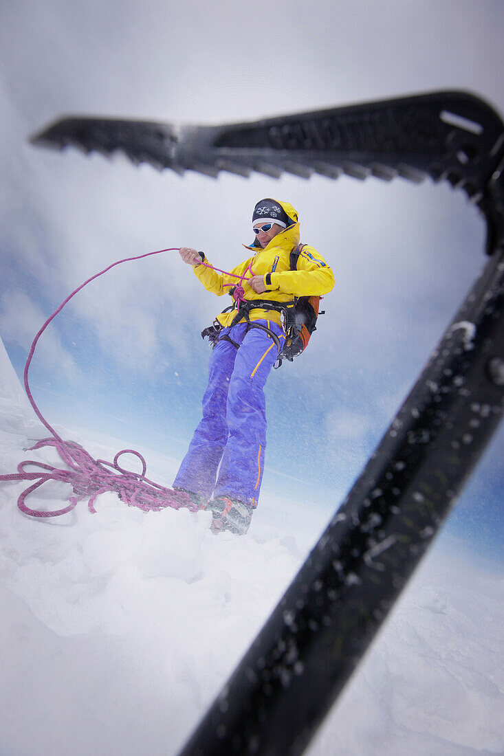 Bergsteiger auf dem Südwestgrat Mönch, Grindelwald Berner Oberland, Schweiz