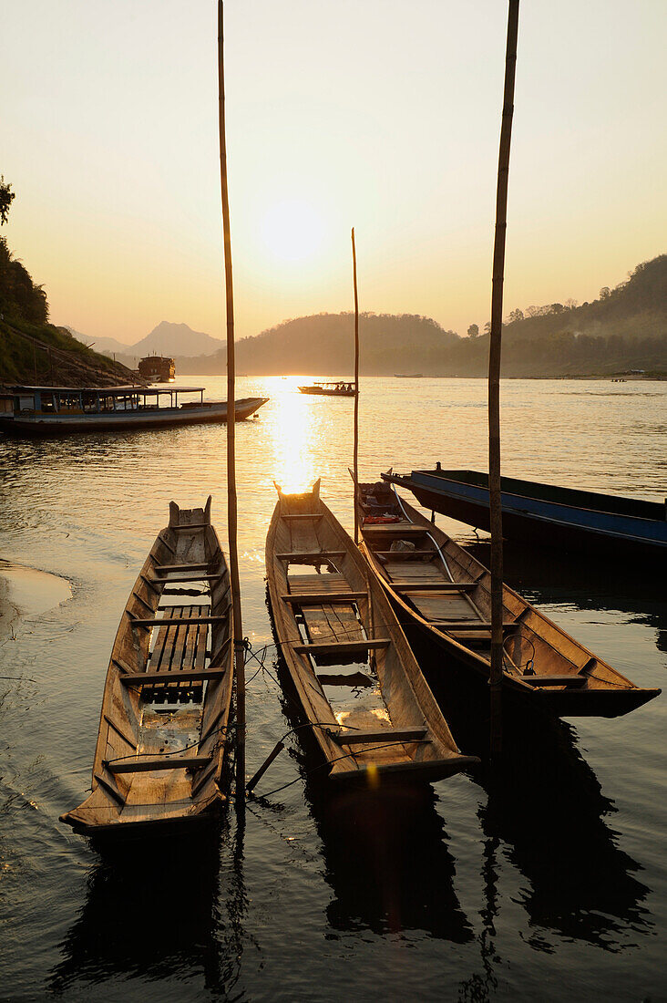 Boats at the banks, Mekong river, Luang Prabang, Laos