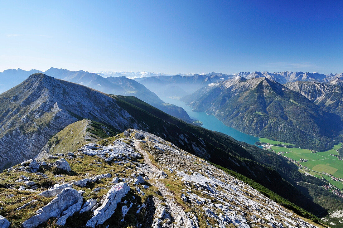 View from Unnutz to lake Achensee, Rofan mountain range and Alpine main ridge, Unnutz, Unnuetz, Rofan, Tyrol, Austria