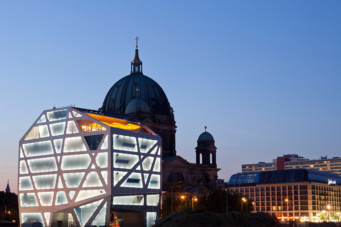 Humboldt Box, Schlossplatz, Berliner Dom, Unter den Linden, Ausstellungspavillon für Stadtschloss, Unter den Linden, Berlin Mitte, Berlin, Deutschland