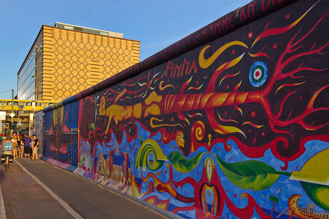 Malerei auf der Berliner Mauer, East Side Gallery, Berlin, Deutschland, Europa