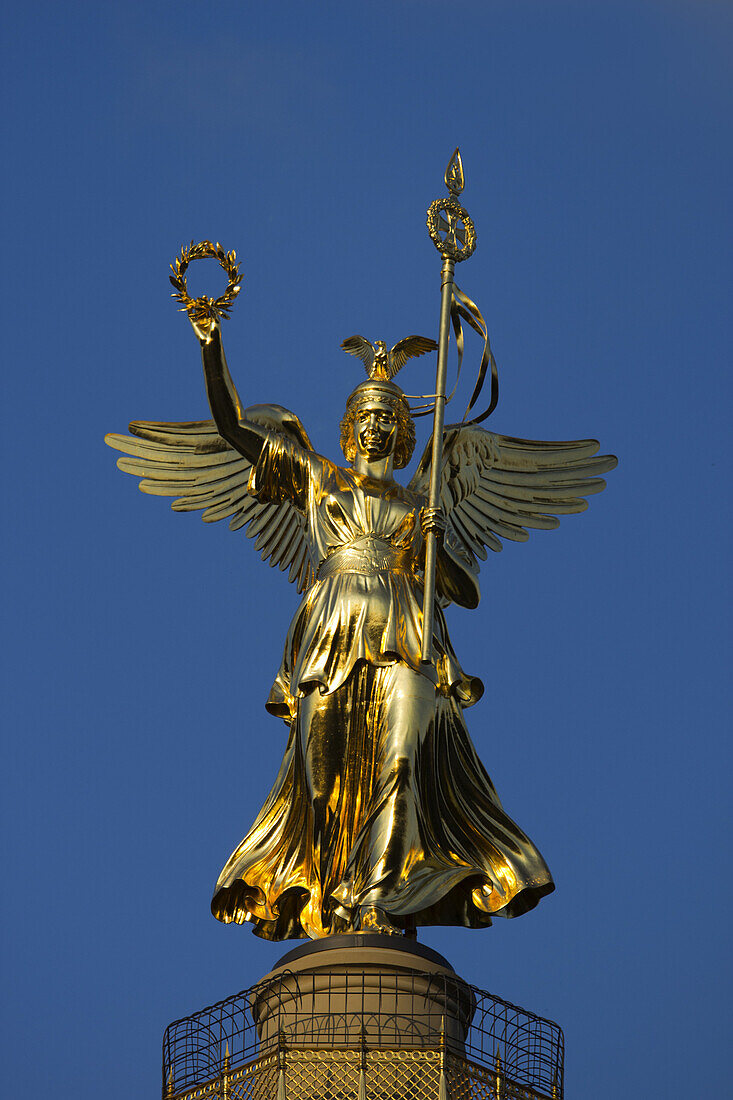 Victory column with new gold, Mitte, Berlin, Europe