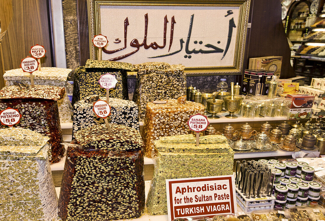Sweets at Egyptian bazaar, Misir Carsisi, Istanbul, Turkey, Europe