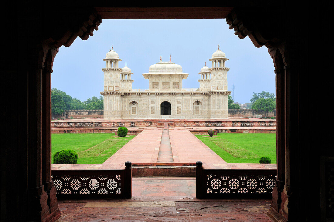 Grabmahl des Itimad-ud-Daula, Little Taj, Agra, Uttar Pradesh, Indien