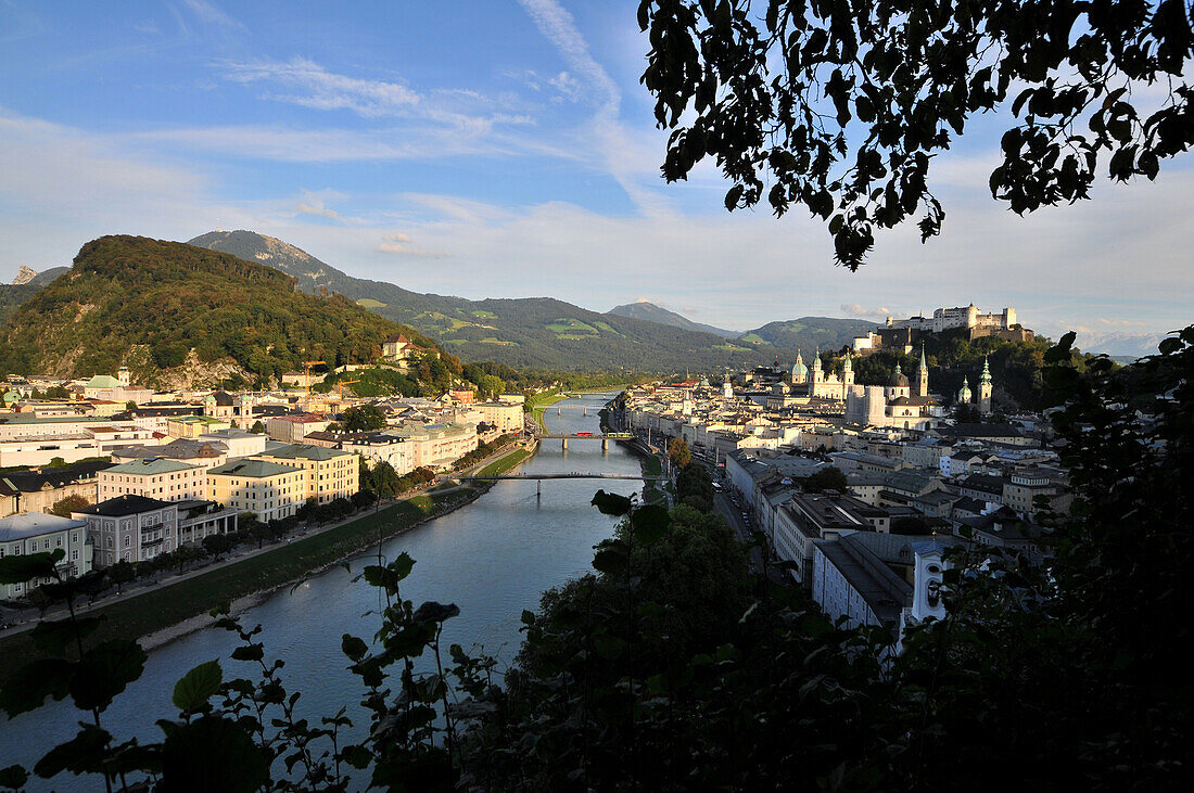 Ansicht vom Mönchsberg, Humboldtblick, auf Salzburg, Österreich