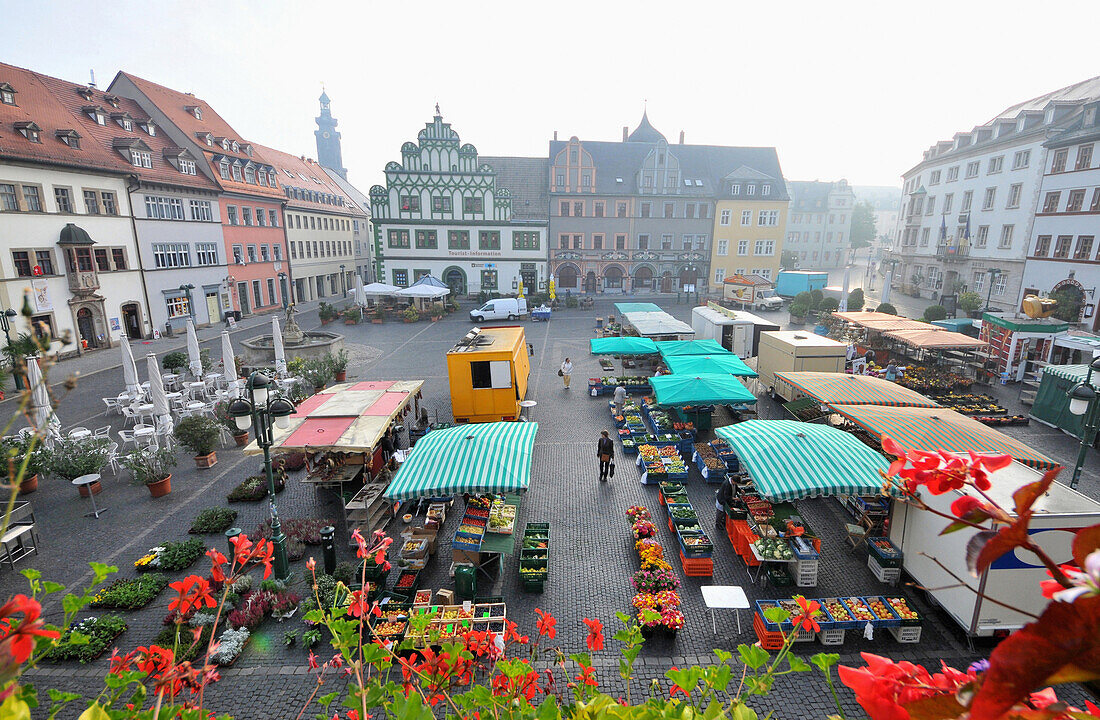 Markt am Marktplatz, Weimar, Thüringen, Deutschland