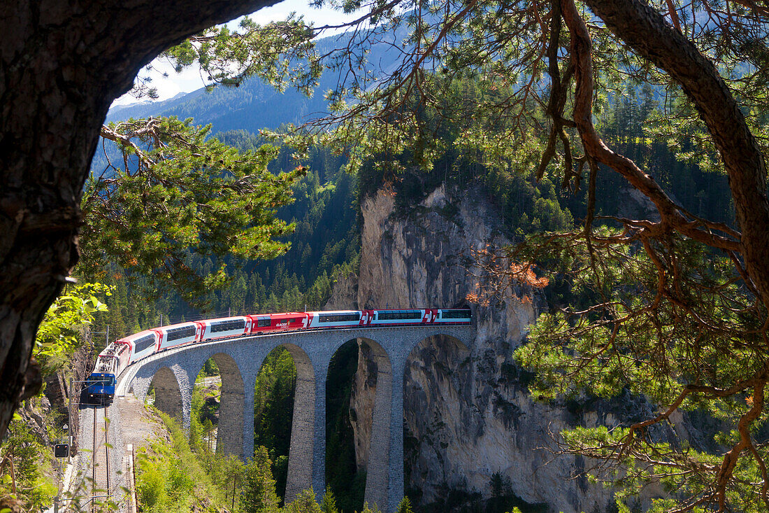 Train, Glacier Express, crossing the Landwasser Viaduct near Filisur, Graubuenden, Switzerland