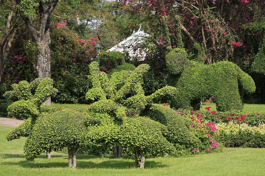 Thailand, Hua Hin, Sofitel resort hotel, garden