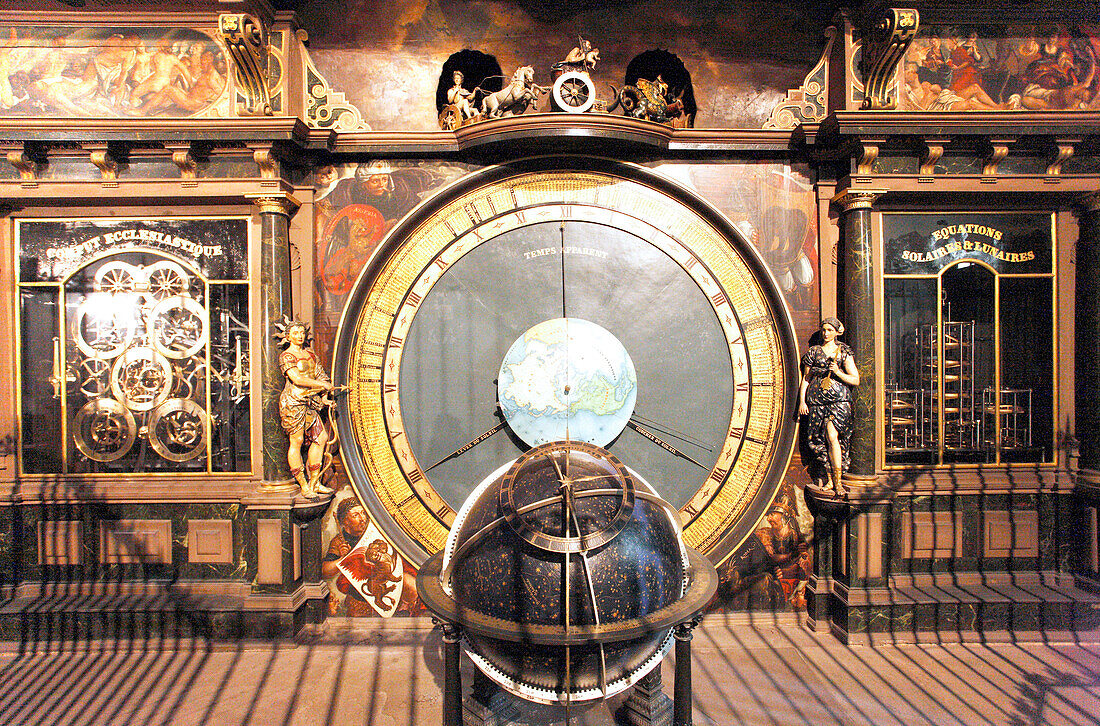 France, Alsace, Bas-Rhin, Strasbourg cathedral, astronomical clock