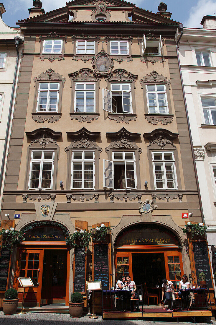 Czech Republic, Prague,  Mala Strana, street cafe