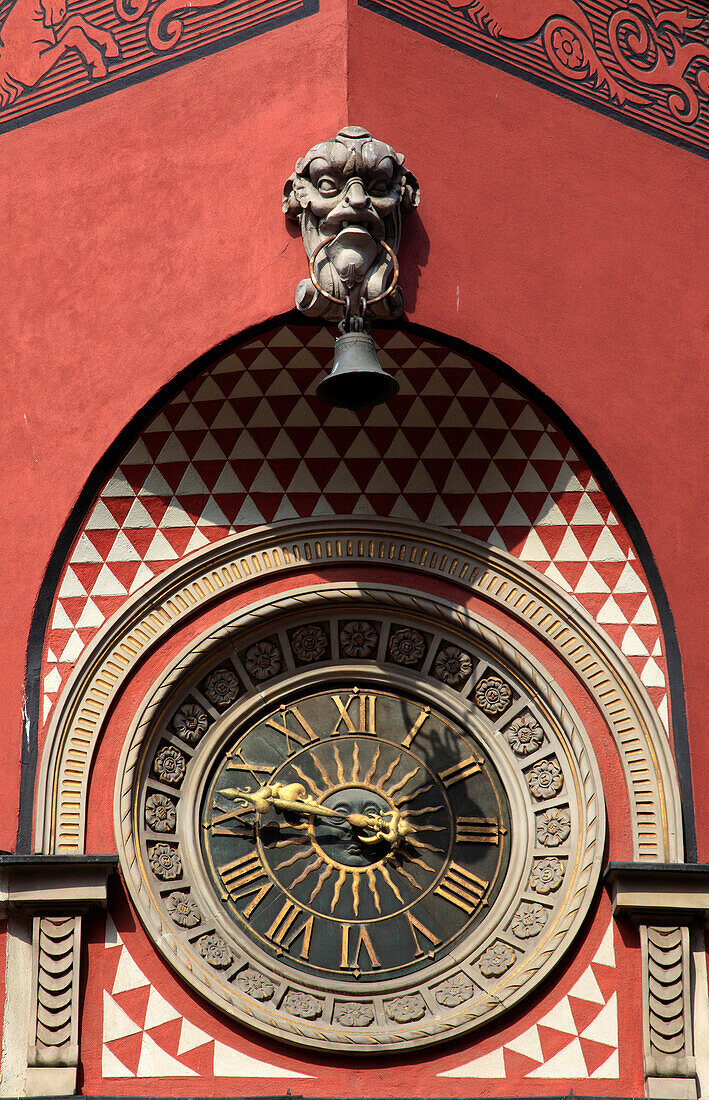 Poland, Warsaw, Old Town Square, wall clock