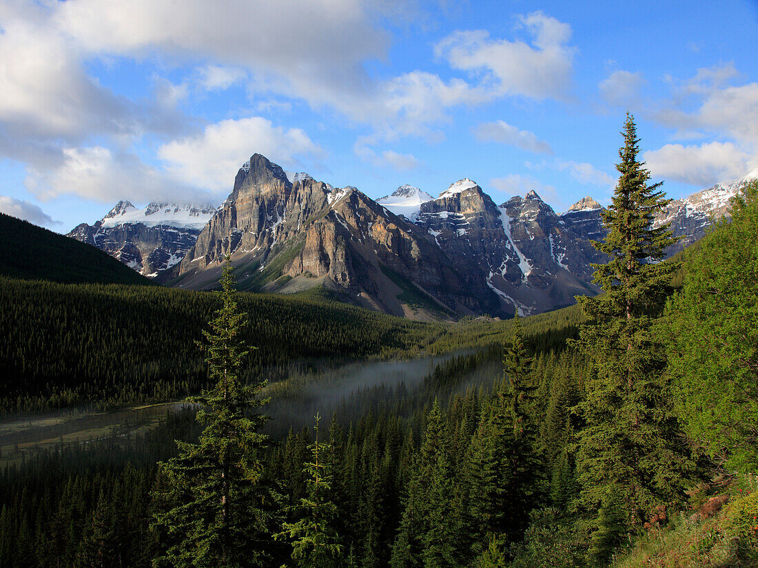 Canada, Alberta, Banff National Park, Valley of the Ten Peaks, Rocky Mountains
