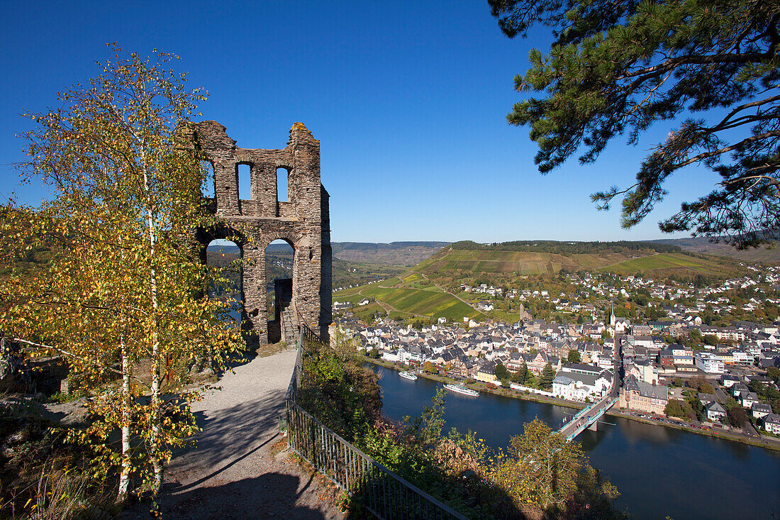 Grevenburg castle ruins above Traben-Trarbach at Moselle river, Rhineland-Palatinate, Germany, Europe