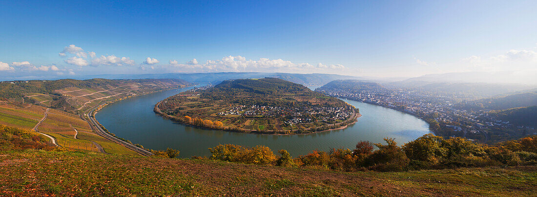 Panorama view of the Rhine sinuosity under clouded sky, Boppard, Rhine river, Rhineland-Palatinate, Germany, Europe