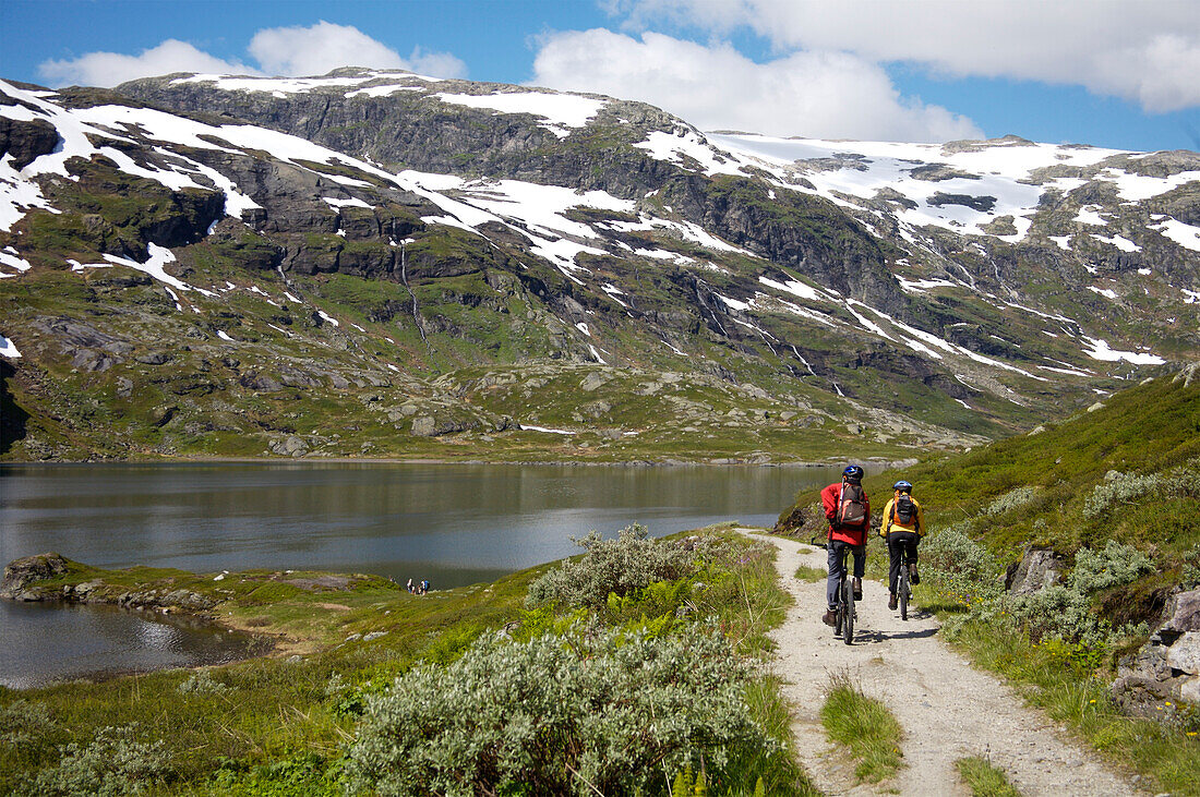Biking in Rallarvegen, Norway