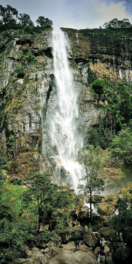 Diyaluma Wasserfall, Haputale Wellawaya, Hochland, Sri Lanka