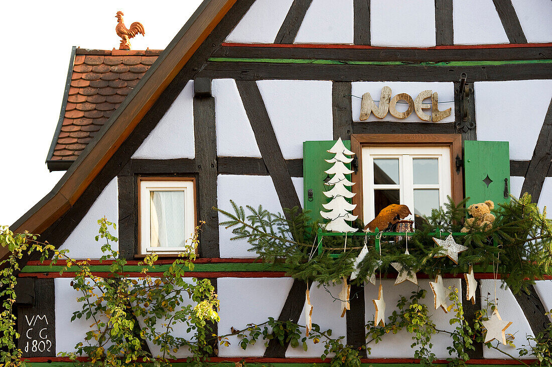 Christmas decorations on the outside of a house, Kandel, Rheinland-Pfalz, Germany