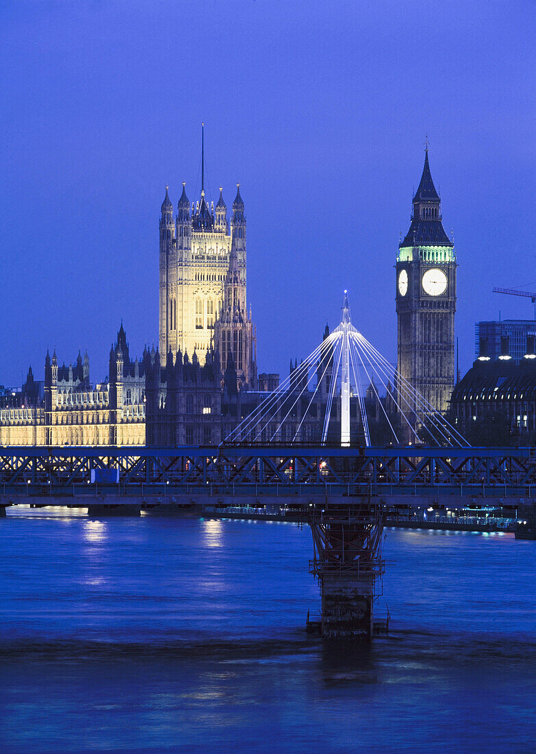 Hungerford Bridge and House of Parliament at Dusk, London, England