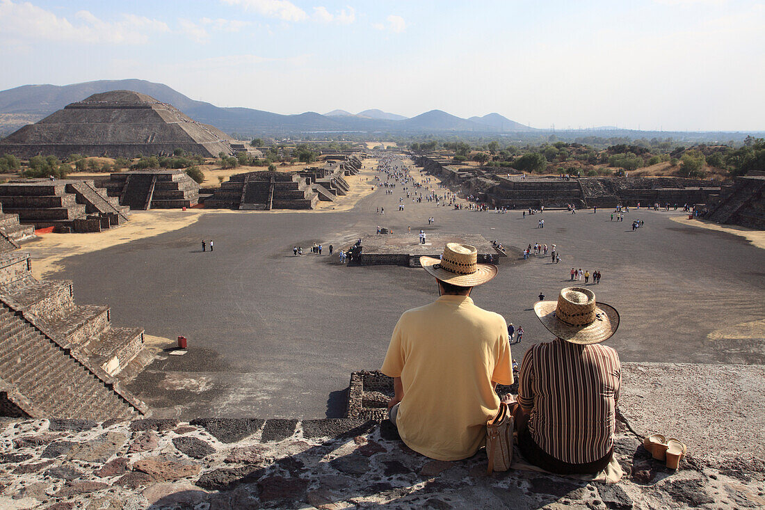 View from top of the Pyramid of the Moon along the Avenue of the Dead, Teotihuacan archeological site, near Mexico city, Mexico city, Mexico.