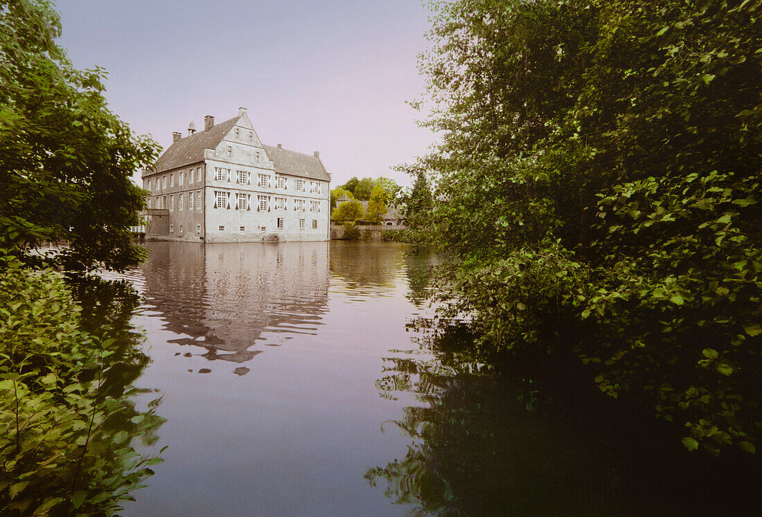 West side of Huelshoff moated castle, Muensterland, North Rhine-Westphalia, Germany, Europe