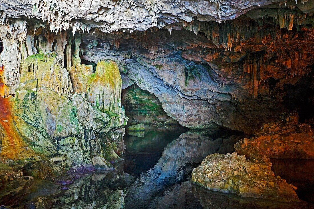 Grotta di Nettuno, Capo Caccia cape, Alghero, Sardinia, Italy