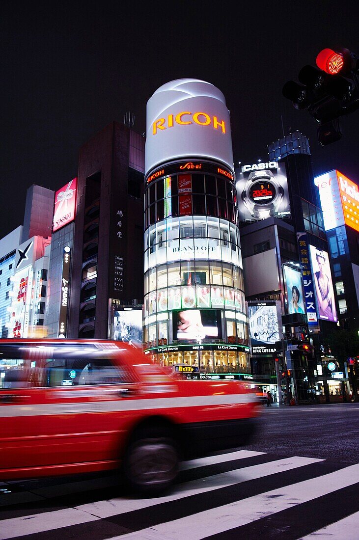 Japan, Tokyo, Ginza.