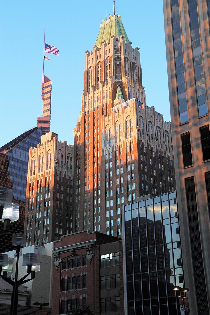 Maryland, Baltimore, Bank of America, 1924, building, skyscraper, commercial real estate, Art Deco, Mayan Revival, steel frame, architecture, Taylor and Fisher, copper roof, sunset, light, downtown