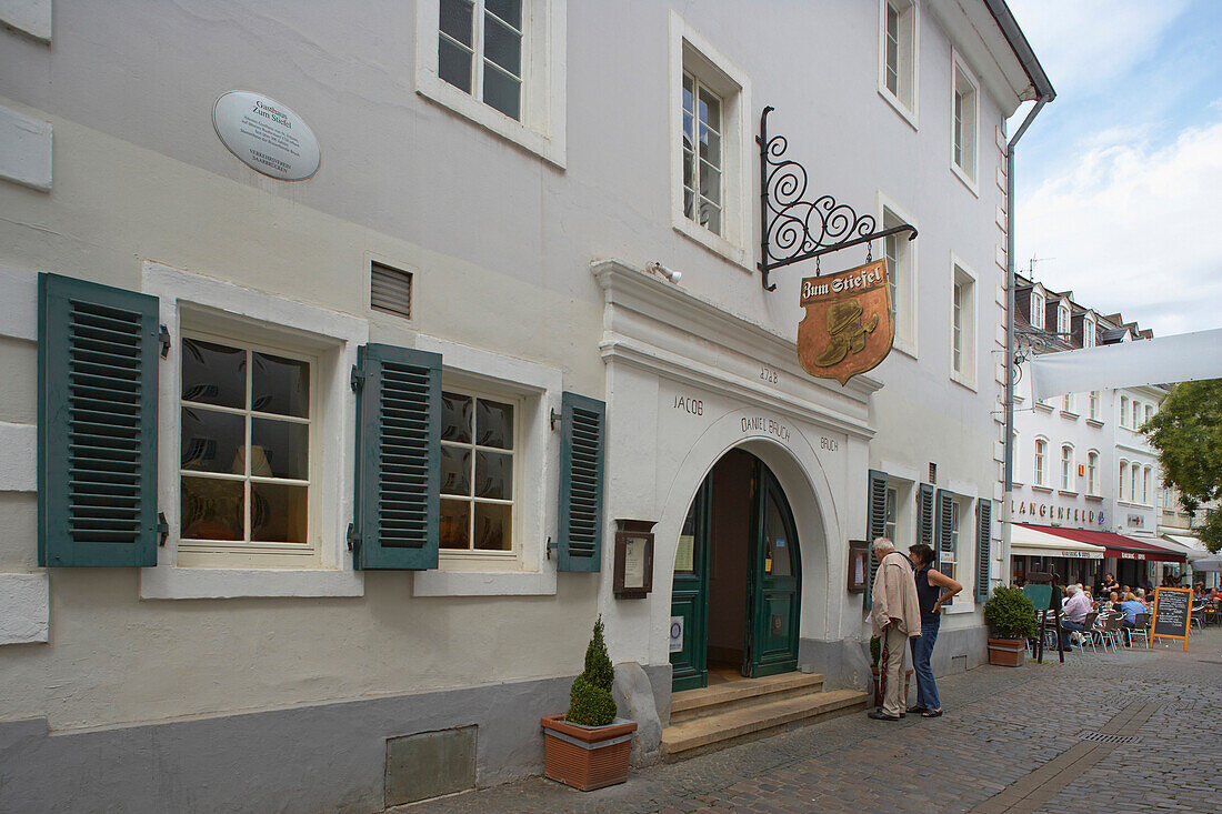 Gasthaus Zum Stiefel, Brauerei seit 1702 am St. Johanner Markt, Saarbrücken, Saarland, Deutschland, Europa